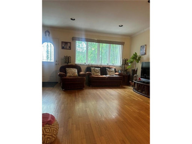 Welcome to this spacious and well-maintained condo located in - photo 3