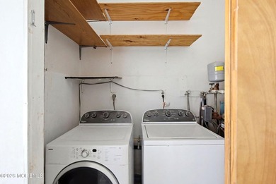 Welcome to this nicely maintained 2-bedroom, 2-bath Lakeview - photo 14