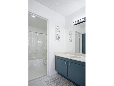 Beautifully updated 2-bedroom, 2-bath second-floor condo located - photo 14