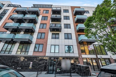 Welcome to this modern 1-bedroom, 1-bath condo located at 42-10 - photo 1