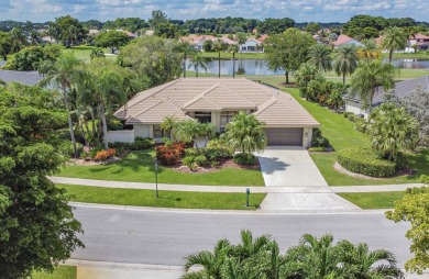 Lake Home For Sale in Boca Raton, Florida
