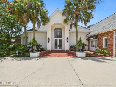 Lake Home For Sale in Lafayette, Louisiana