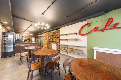 Prime Mixed-Use Opportunity in Bay Ridge! This well-maintained - photo 4