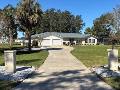 Silver Lake - Lake County Home For Sale in Leesburg Florida