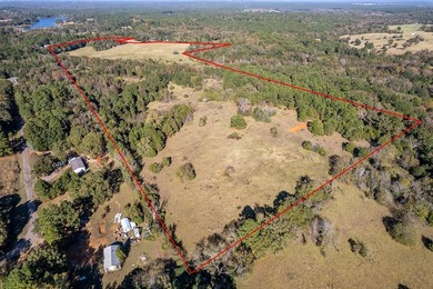 Lake Acreage For Sale in Palestine, Texas