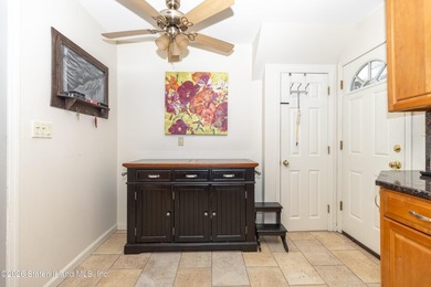 Charming and sun-filled, this 3-bedroom, 2-bath, 1,528 sq ft - photo 6