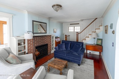Charming and sun-filled, this 3-bedroom, 2-bath, 1,528 sq ft - photo 9