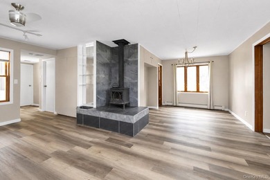 Discover Your Dream Home in Amityville!  Step into this stunning - photo 17