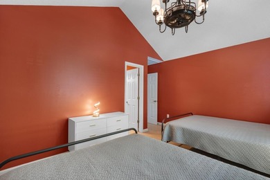 If you've been looking for a place near the beach that actually - photo 18