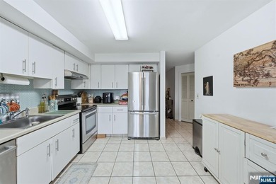 WELCOME HOME!! Amazing opportunity to own this beautiful SUN