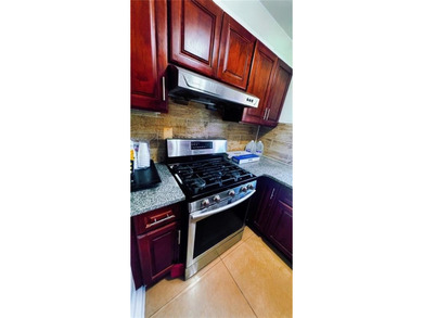 welcome to 391 hamden ave staten island 10306 .This detached - photo 4