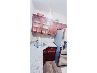 welcome to 391 hamden ave staten island 10306 .This detached - photo 5