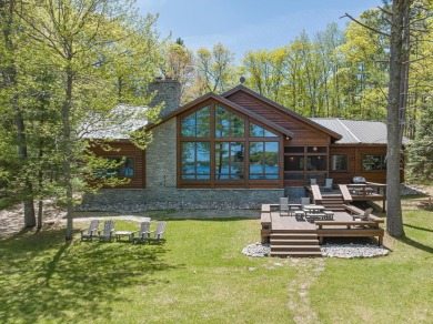 Catfish Lake Home For Sale in Eagle River Wisconsin