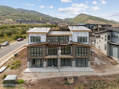 Lake Townhome/Townhouse For Sale in Heber City, Utah