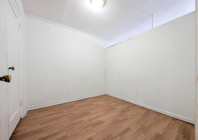 2 family brick home with a 3-bedroom apartment over a 2-bedroom - photo 5