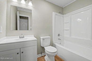 Freshly renovated and move-in ready 3-bedroom, 2-bath home - photo 17