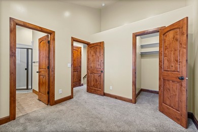 Rare opportunity to acquire the Winchester Townhomes-an 11-unit - photo 18