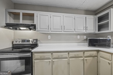 Spacious and private country home offering over 2,400 square - photo 21