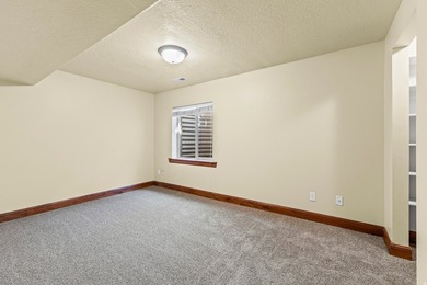 Rare opportunity to acquire the Winchester Townhomes-an 11-unit - photo 23