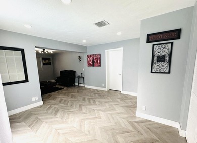 Completely remodeled open concept home in move in condition - photo 25