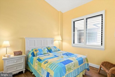 Experience the ultimate in coastal living with this impressive 4 - photo 31