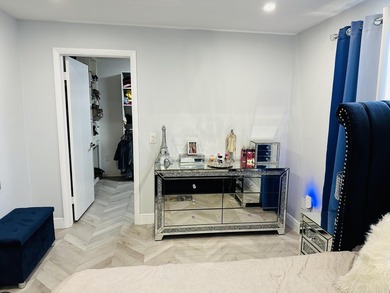 Completely remodeled open concept home in move in condition - photo 37