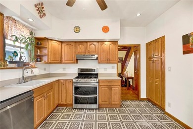 Prime Dyker Heights Location! Welcome to this charming - photo 8