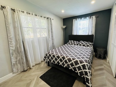 Completely remodeled open concept home in move in condition - photo 42