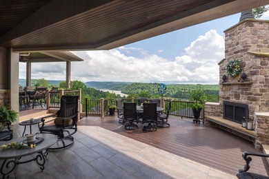 Experience the epitome of luxury living in this spectacular home - photo 43