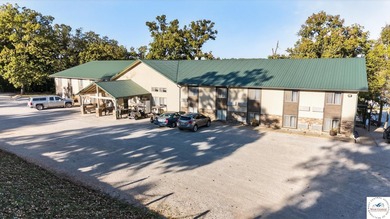? Bucksaw Resort & Marina - Truman Lake, Clinton, MO A rare - photo 5