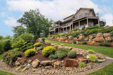 Experience the epitome of luxury living in this spectacular home - photo 46