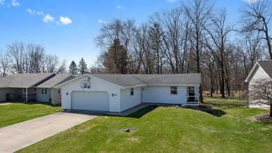 Lake Home Sale Pending in Davis, Illinois