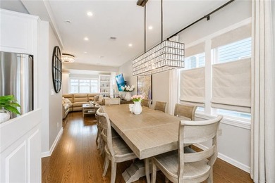 Beautiful fully gut-renovated 3-bedroom, 3-bathroom home in the - photo 8