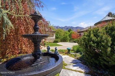 Tucked away on a private, tree-lined lane in Holladay, this - photo 5