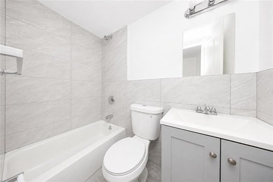 Newly built 3-family house with 1 store. Building size: 20.4 * - photo 7