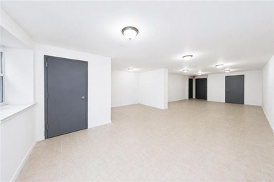 Newly built 3-family house with 1 store. Building size: 20.4 * - photo 8