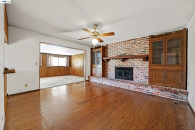 Opportunity knocks !Rare opportunity to own a 5-bedroom, 2 - photo 14