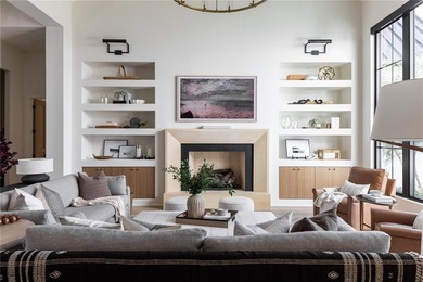 WELCOME to a breathtaking WATERFRONT masterpiece in the - photo 18