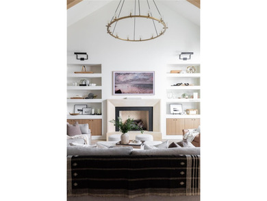 WELCOME to a breathtaking WATERFRONT masterpiece in the - photo 19
