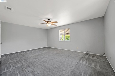 Opportunity knocks !Rare opportunity to own a 5-bedroom, 2 - photo 20