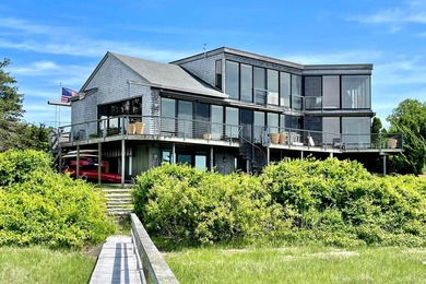 This exceptional coastal retreat was designed to capture - photo 2