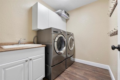 Absolutely stunning 5-bedroom, 3.5-bath home located in The - photo 24