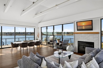This exceptional coastal retreat was designed to capture - photo 6