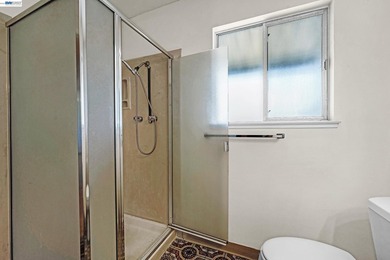 Opportunity knocks !Rare opportunity to own a 5-bedroom, 2 - photo 27