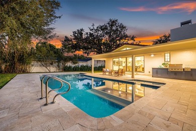 Experience the epitome of modern luxury living on one of Snell - photo 28