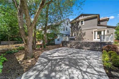 Charming Colonial situated in a prime Western Lakewood location - photo 34