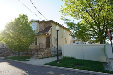 RE-SALE HOMES HAD NO TRANSFER TAX AS NEW CONSTRUCTION MAKES THE - photo 1