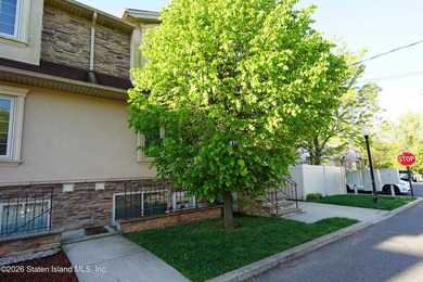 RE-SALE HOMES HAD NO TRANSFER TAX AS NEW CONSTRUCTION MAKES THE - photo 3