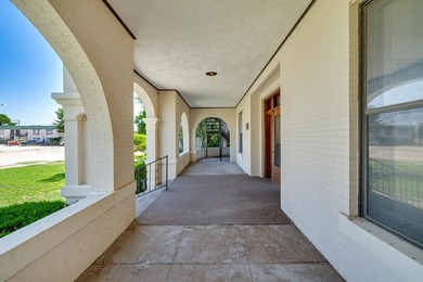 Historic Downtown Investment Opportunity showcasing timeless - photo 7
