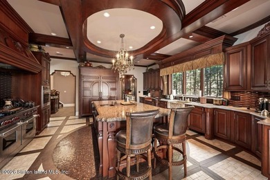 Beyond a private gated entrance and sweeping drive, this - photo 8